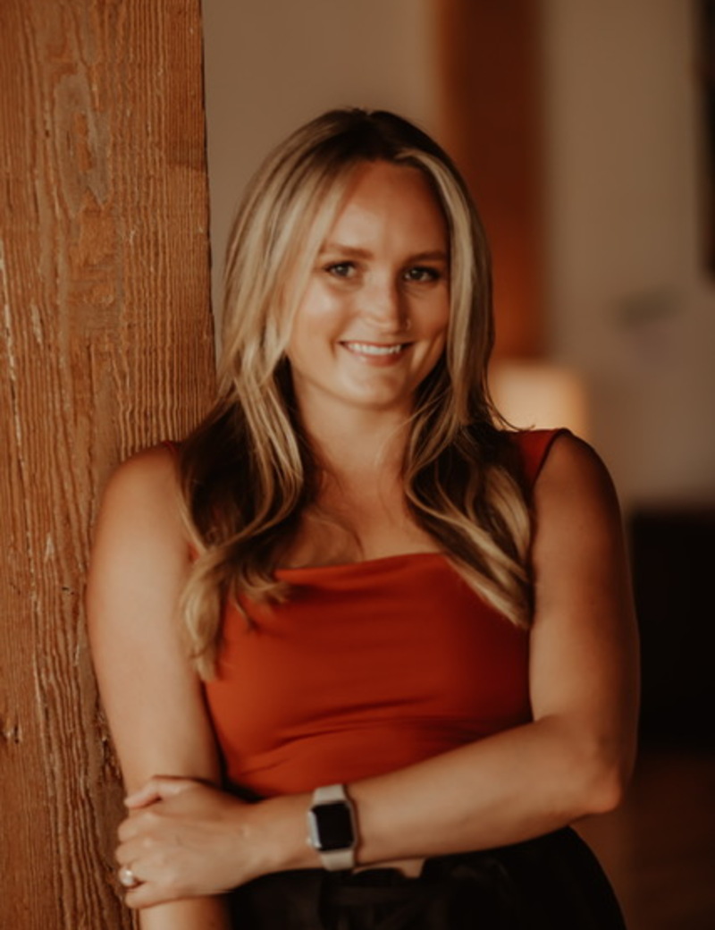 Dr. Kirsten Setrakov