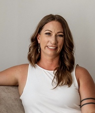 Book an Appointment with Bee (Brittney) Hodges for Osteopathy