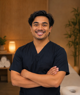 Book an Appointment with Noah Tarasona at Medix Student Massage Clinic - Toronto