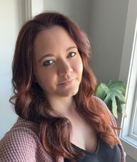 Book an Appointment with Lin Carr for PMAD Support Group