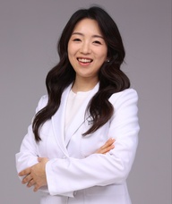 Book an Appointment with Dahoon (Hailey) Park for Acupuncture Treatments with Clinic Owner Hailey P.