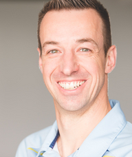 Book an Appointment with Dr. Frédéric Coudé for Chiropratique