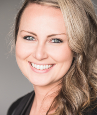 Book an Appointment with Dr. Émilie Villeneuve-Ouellet for Chiropratique