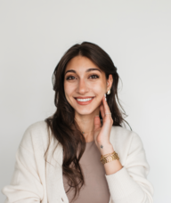 Book an Appointment with Aline Assaad for Free Phone Consultation