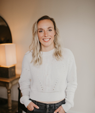 Book an Appointment with Mia Harris for Holistic Nutrition Instructor