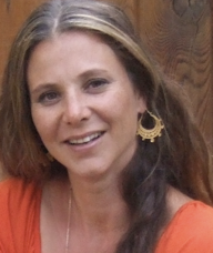 Book an Appointment with Celina Lyons for Acupuncture & TCM
