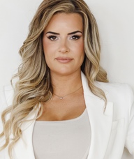 Book an Appointment with Stephanie Legault for Consultation