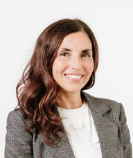 Book an Appointment with Iris Rocha for November's 5 Year Celebration 🎉