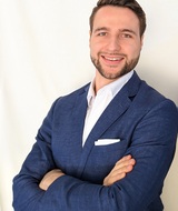 Book an Appointment with Dr. Mariusz Fajfer at Whitby - Stellar Drive