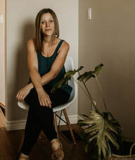 Book an Appointment with Ashley Alton for Acupuncture