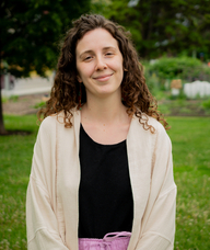 Book an Appointment with Zoe Reindl-Heit for Free Consultation