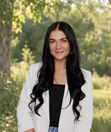 Book an Appointment with Hannah Potratz at Trail