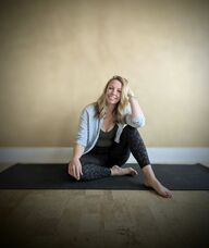 Book an Appointment with Jenna Hamilton for Yin and Pin Workshop (Yin Yoga and Acupuncture)